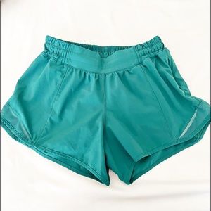 Lululemon Hotty hot shorts
